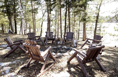 Markville Cabin | Wonderful quiet lakefront home.