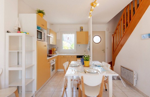 Hauteville-sur-Mer House | Wonderful villa for 6 people with WIFI, TV and terrace