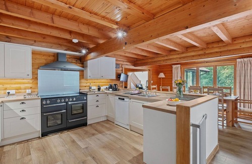 Torlundy House | Wonderful villa for 10 people with WIFI and pets allowed