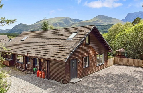 Torlundy House | Wonderful villa for 10 people with WIFI and pets allowed