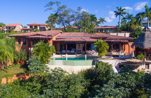 Panama Beach Villa | Wonderful villa for family and friends - so much space and the views are amazing