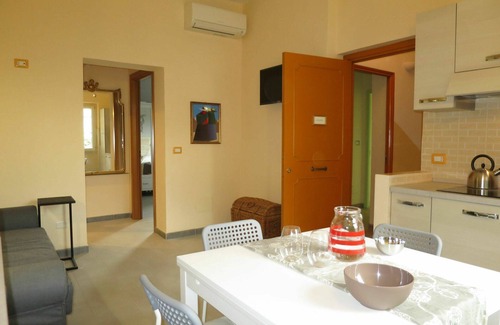 Capodimonte House | Wonderful villa for 12 guests with A/C, WIFI, TV, terrace and pets allowed