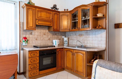 Rossi House | Wonderful villa for 4 guests with TV and terrace