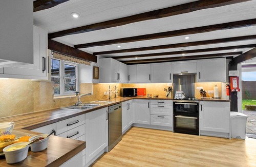 Holsworthy House | Wonderful villa for 10 guests with WIFI, terrace and pets allowed