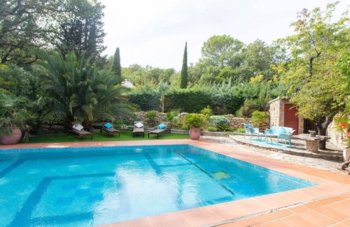 Cuers House | Wonderful villa for 4 guests with A/C, WIFI, private pool and TV