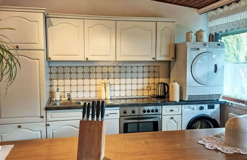 Ense House | Wonderful villa for 5 people with WIFI, TV, terrace and parking