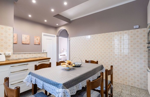 Sanremo House | Wonderful villa for 5 guests with A/C, WIFI, TV, terrace and pets allowed