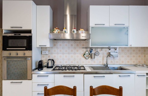Sanremo House | Wonderful villa for 5 guests with A/C, WIFI, TV, terrace and pets allowed