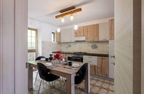 Barcis House | Wonderful villa for 8 people with TV and patio