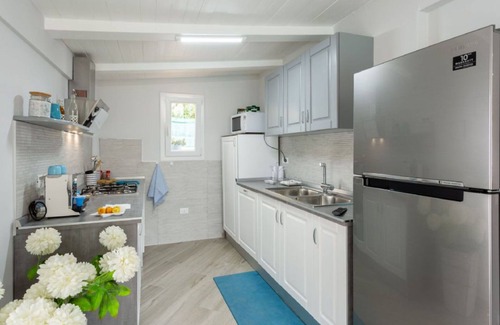 Trappeto Villa | Wonderful villa for 8 people with private pool, A/C, WIFI and TV