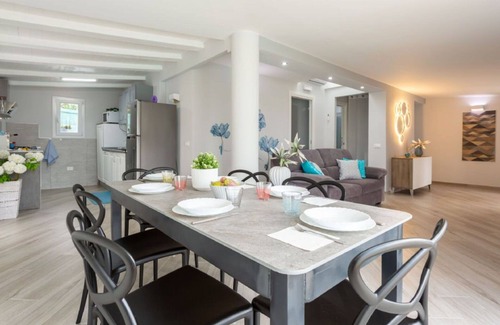 Trappeto Villa | Wonderful villa for 8 people with private pool, A/C, WIFI and TV