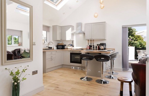 Newbridge House | Wonderful villa for 4 people with WIFI, terrace and pets allowed