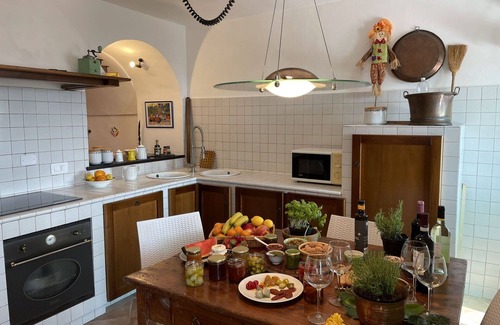 Lucinasco House | Wonderful villa for 6 people with A/C, WIFI, TV and patio