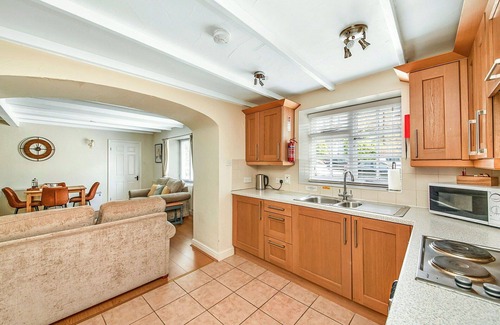 Thirsk House | Wonderful villa for 4 people with hot tub, WIFI, pool, terrace and pets allowed