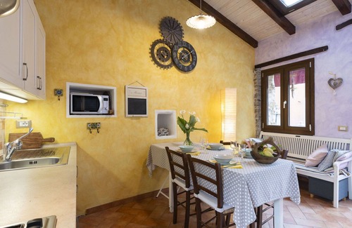 Diano Arentino House | Wonderful villa for 4 people with WIFI, TV, balcony and pets allowed