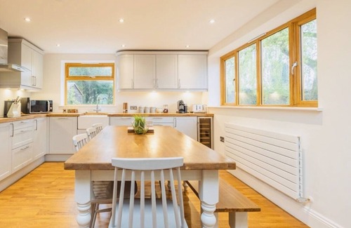 New Forest District House | Wonderful Willow Cottage