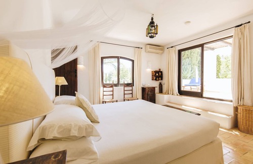 Sant Rafael de Sa Creu Villa | Wonderfully appointed villa, located within peaceful surroundings in the heart o