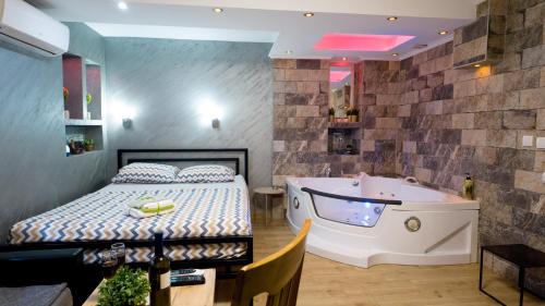 City Center Apartment | Wonderland spa apartment