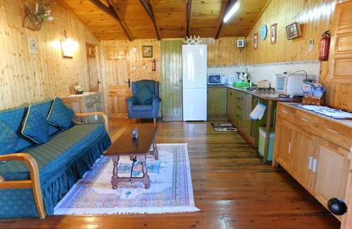 Estacion de Cartama House | wood bungalow sleeps5 persons