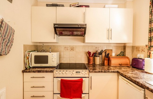 Dalbeattie Cottage | WOOD END, pet friendly, character holiday cottage in Dalbeattie