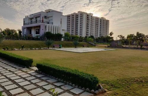 Jaipur District Other | Wood-haven Hide-away