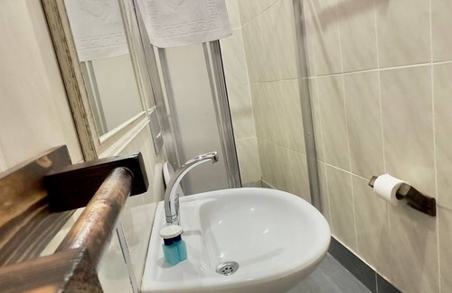 Kaleici Hotel | Wood House