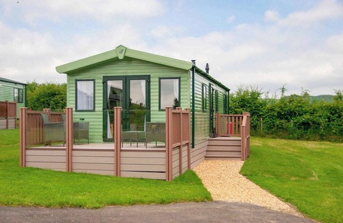 Carnforth House | Wood View is a charming holiday home with everything you need for a short break in the countryside.