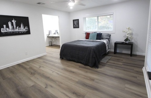 San Antonio House | Wooded Acre Family Retreat! Newly renovated, quiet, 3 bedroom ranch hideaway!
