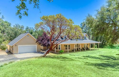 Mariposa House | Wooded Bliss