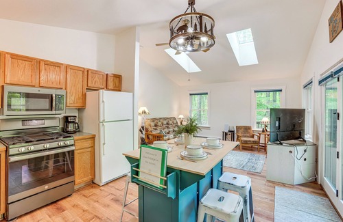 Farwell Cottage | Wooded Country Home w/Spacious Deck in Farwell!