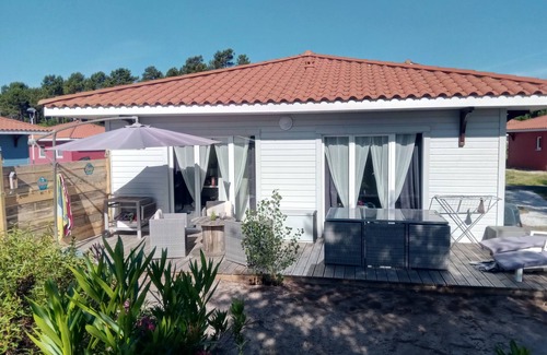 Parentis-en-Born House | Wooden chalet near lake and ocean