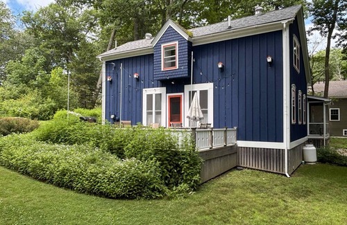 Bayside Cabin | WOODLAND LODGE - Town of Northport - Bayside Village