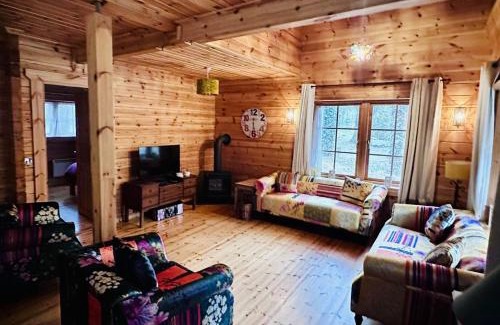 Ballyconnell Ski Chalet | Woodland Log Cabin