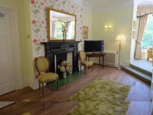 Clapham Hotel | Woodland Manor Hotel