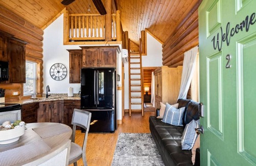Alton Cabin | Woodland Retreats By Jerny Destinations