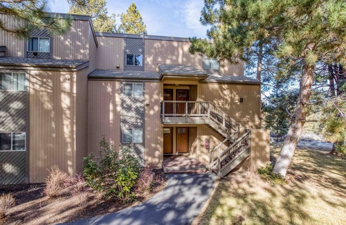 Century West Condo | Woodland View, Deck, BBQ, Upper Level Bend Condo