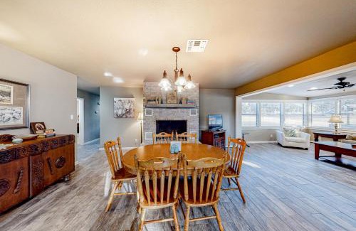 Fredericksburg House | Woodlands Wonder