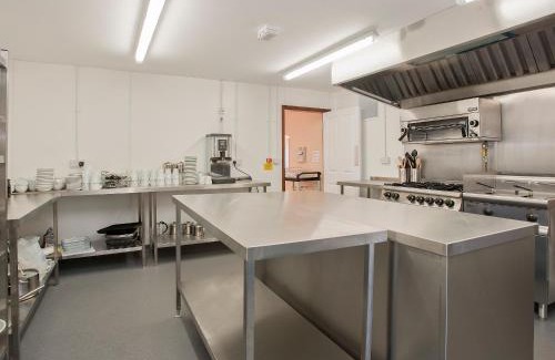 Walsingham House | Woodpecker Barn - Cwl