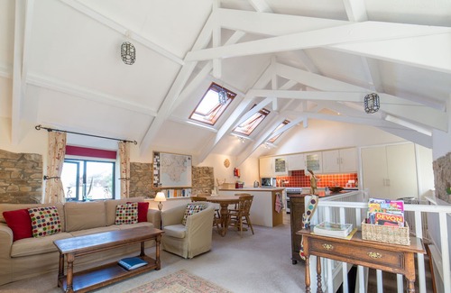 Kingsbridge Cottage | Woodpecker Barn- Family friendly cottage in the South Hams near stunning beaches