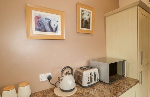 Newland Near Ulverston Cottage | Woodside Barn