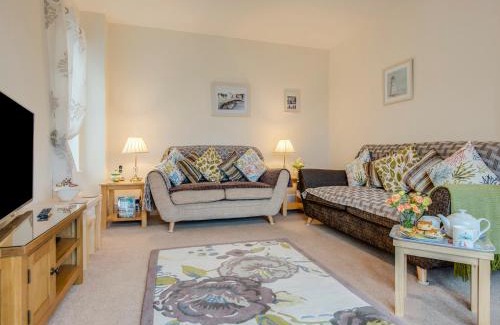 Westleigh House | Woodside