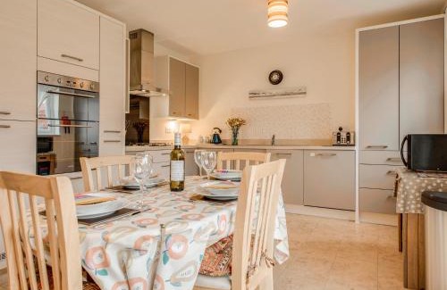Westleigh House | Woodside