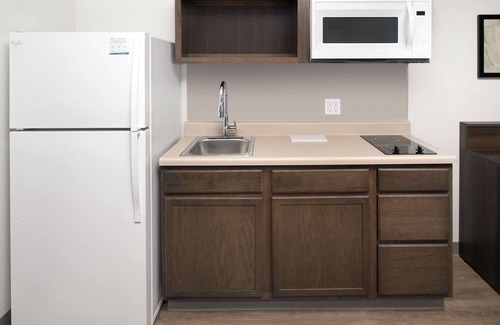 Holland Hotel | WoodSpring Suites Holland - Grand Rapids