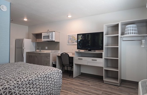 Jackson Hotel | Woodspring Suites Jackson I-40