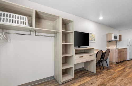 Ellabell Hotel | WoodSpring Suites Savannah West - Ellabell Metaplant