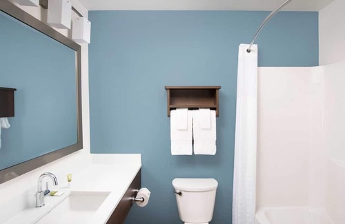 Wilmington Hotel | Woodspring Suites Wilmington Riverfront