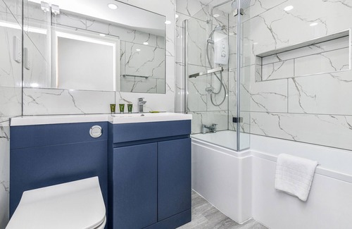 Hucknall Apartment | Woodstock House Flat 1 - Comfy 2BR in Hucknall