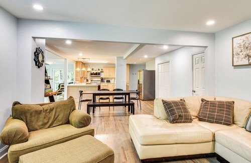 Dahlonega House | Woodsy Retreat w/Deck & Views in Dahlonega!