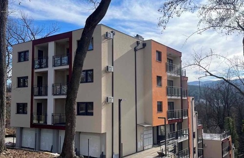 Vrnjacka Banja Apartment | Woody apartment near center Vrnjačka Banja with free parking