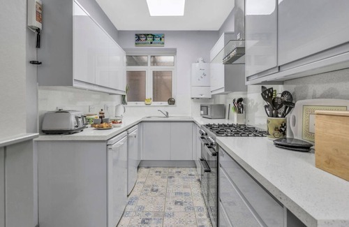 Woolacombe Apartment | Woolacombe 2 bed retreat, close to the beach